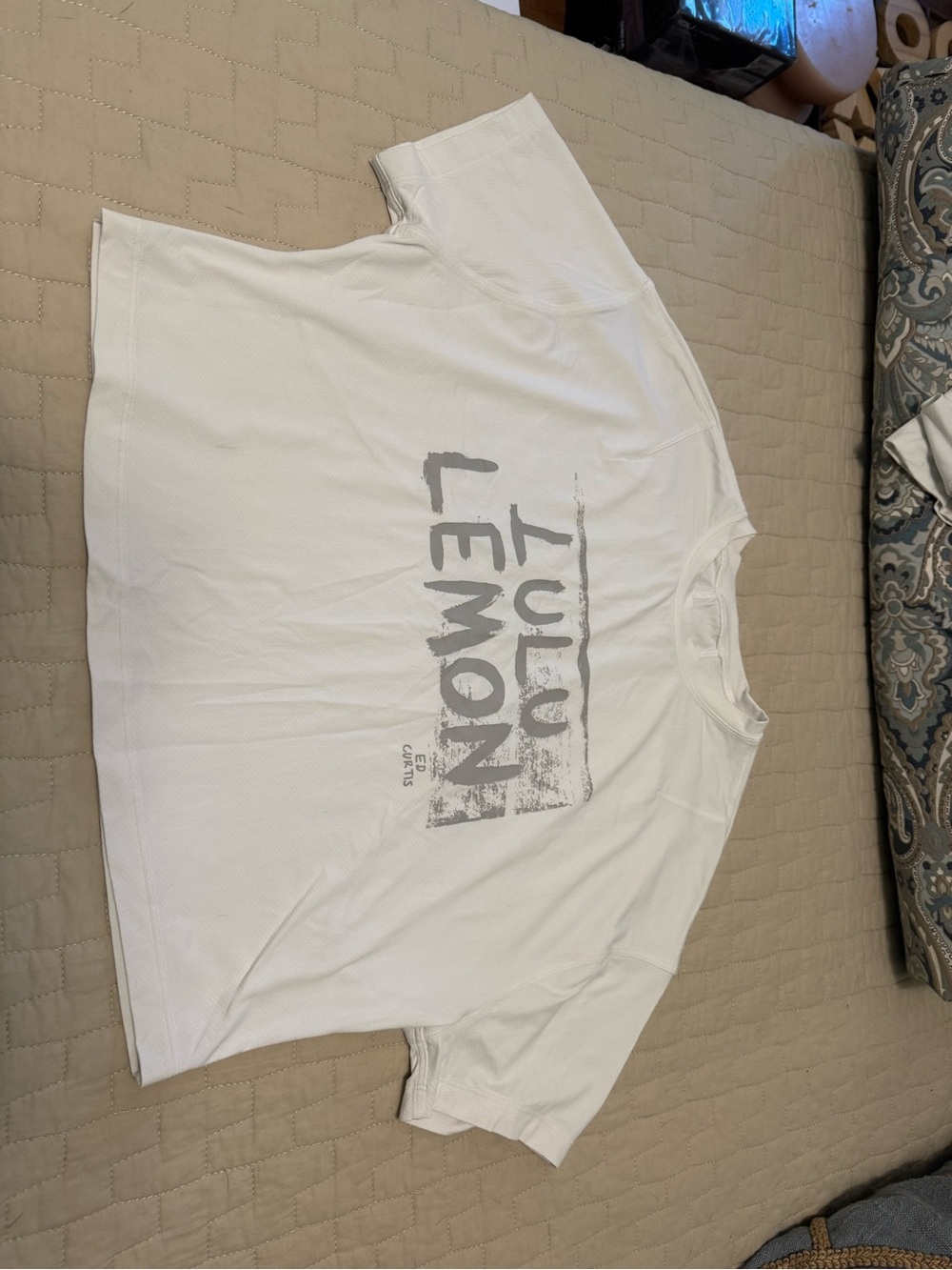Lululemon White Graphic Tee